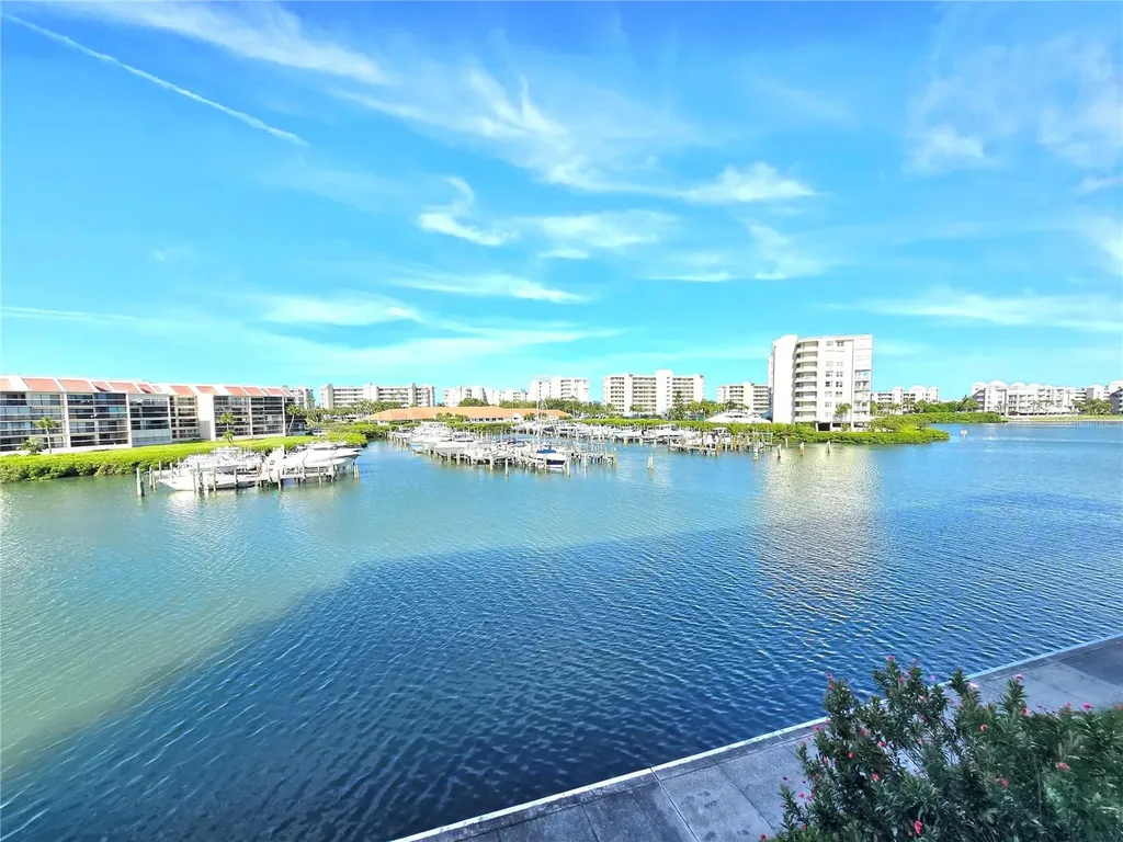 7600 Sun Island Drive S South Pasadena FL 33707