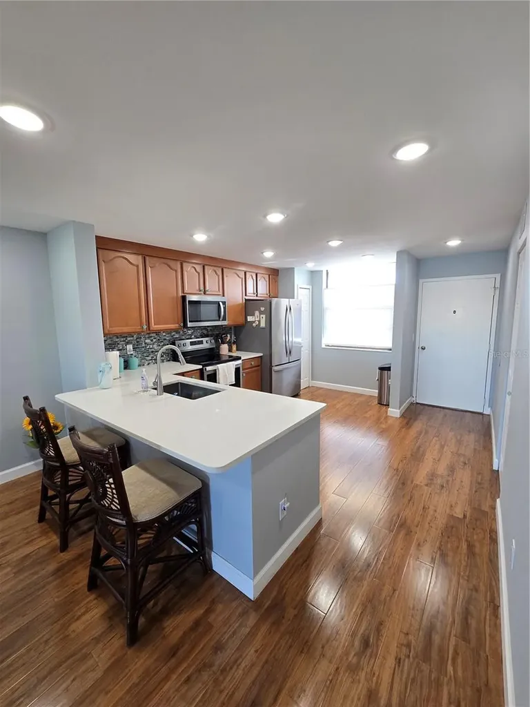 7600 Sun Island Drive S South Pasadena FL 33707