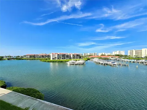 7600 Sun Island Drive S South Pasadena FL 33707