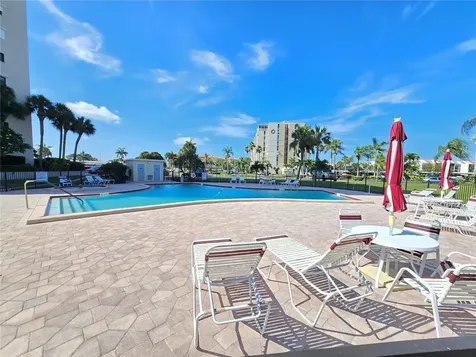 7600 Sun Island Drive S South Pasadena FL 33707