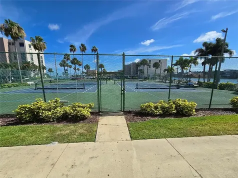 7600 Sun Island Drive S South Pasadena FL 33707