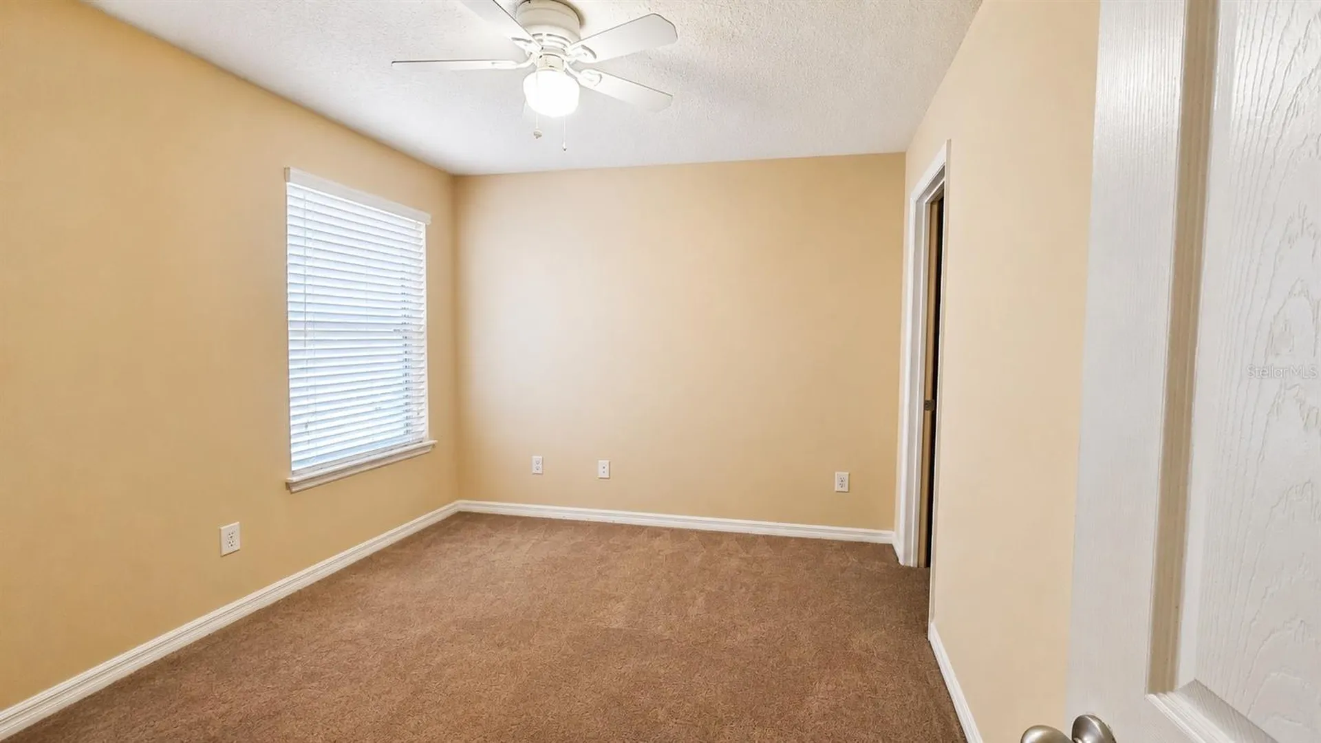 9551 Silver Buttonwood Street Orlando FL 32832