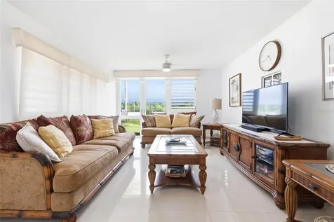 610 Calle Vistamar Rio Grande PR 00745