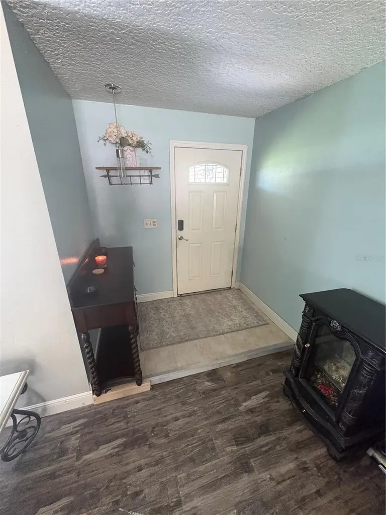 94 Glass Court Port Orange FL 32129