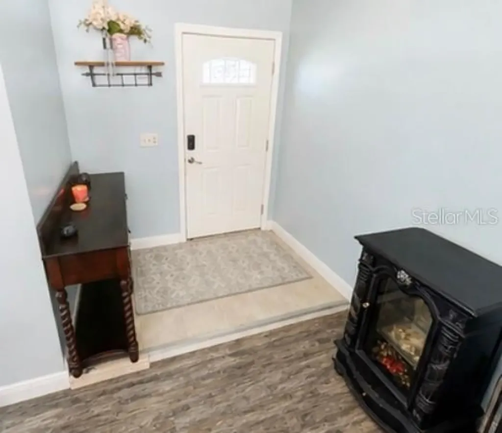 94 Glass Court Port Orange FL 32129