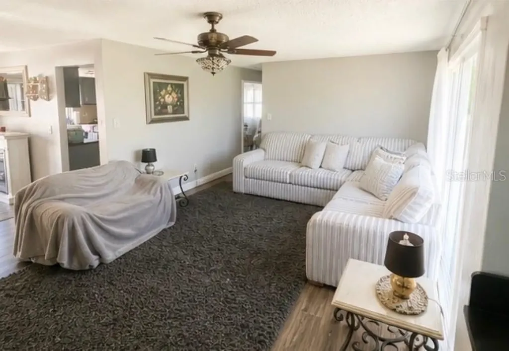 94 Glass Court Port Orange FL 32129