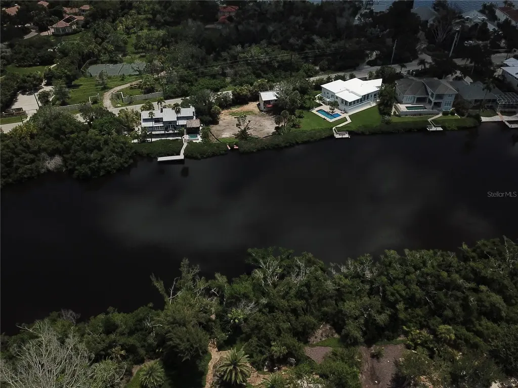 7820 Midnight Pass Sarasota FL 34242