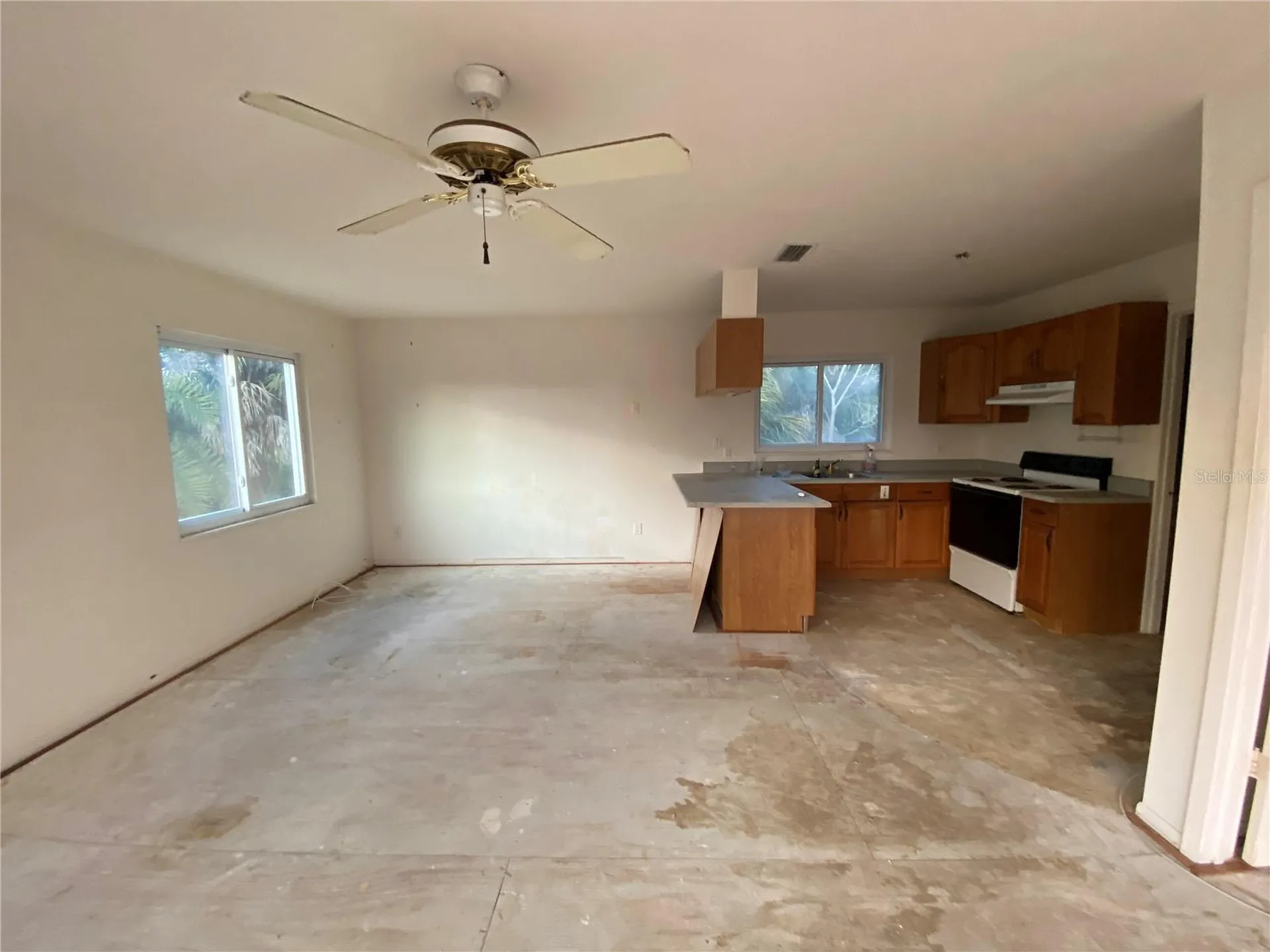7820 Midnight Pass Sarasota FL 34242