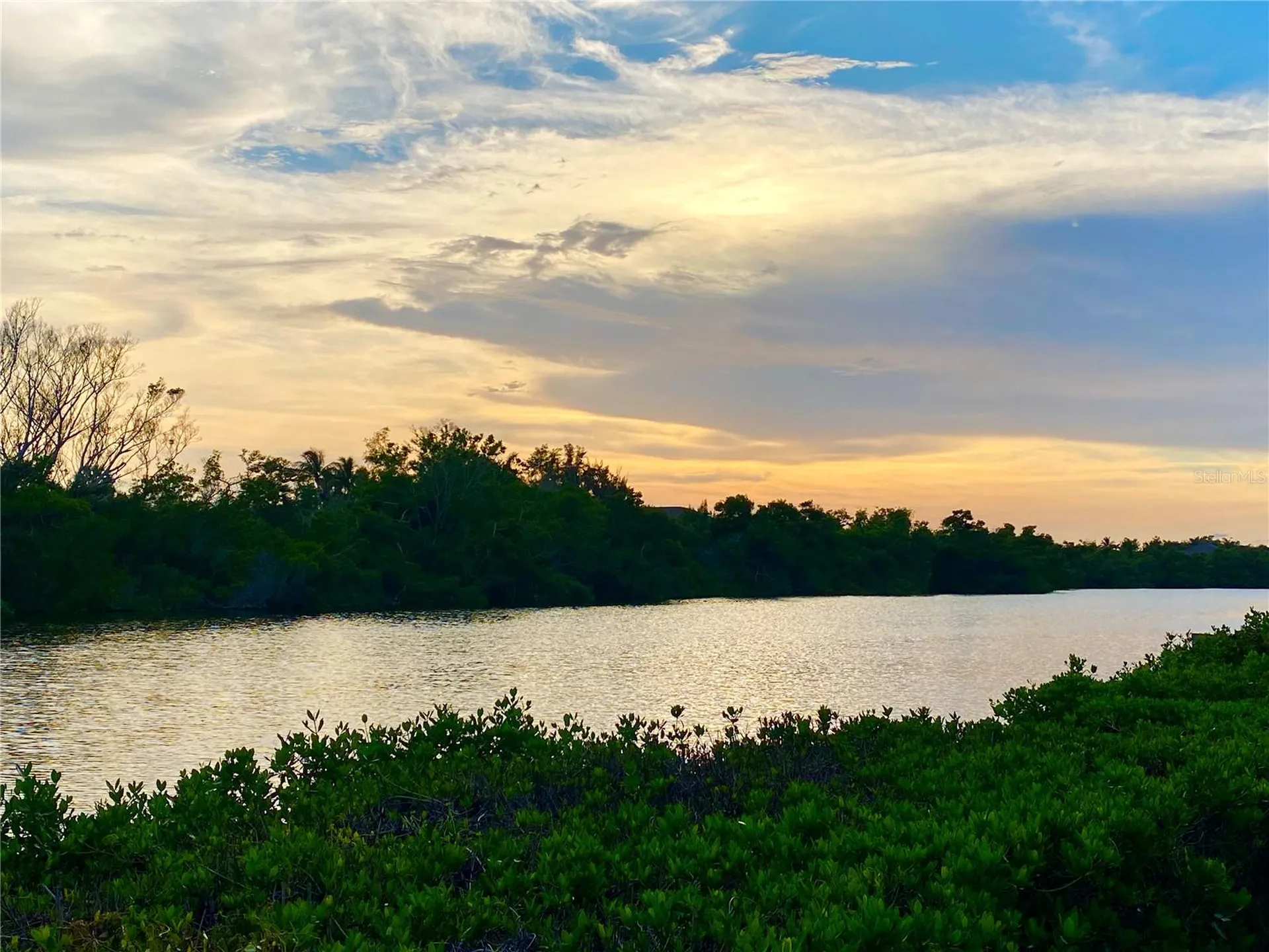 7820 Midnight Pass Sarasota FL 34242