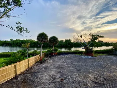 7820 Midnight Pass Sarasota FL 34242