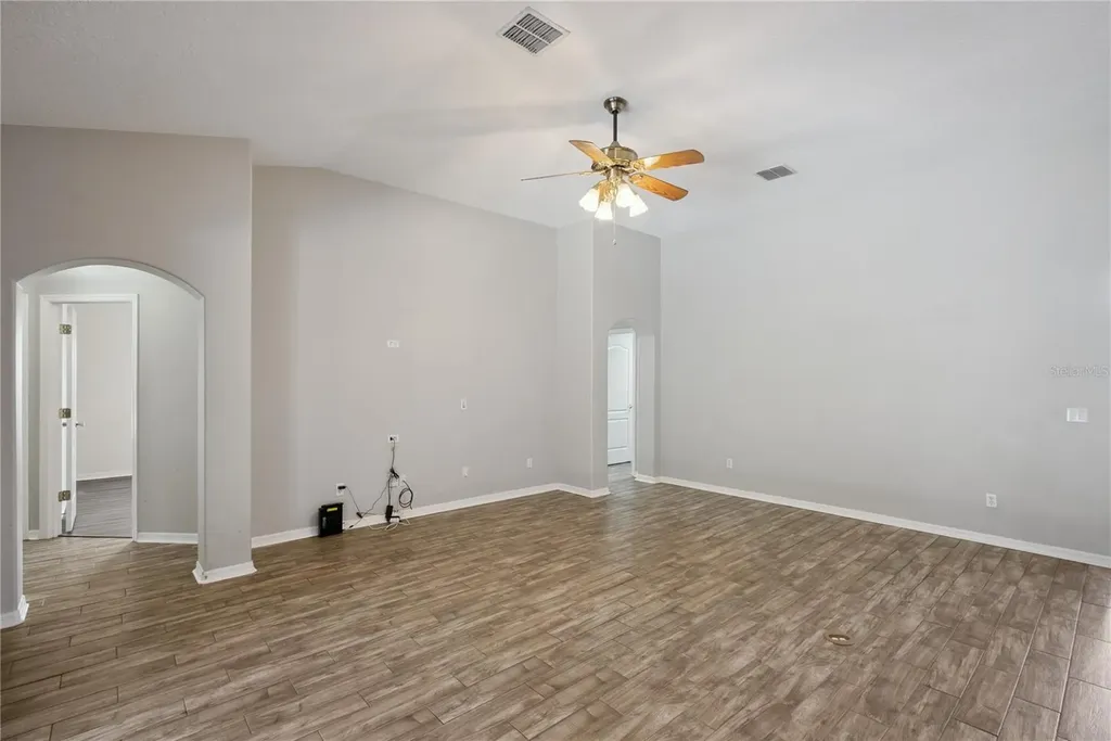 5703 Autumn Chase Circle Sanford FL 32773