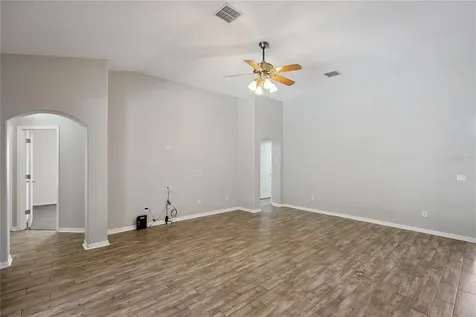 5703 Autumn Chase Circle Sanford FL 32773