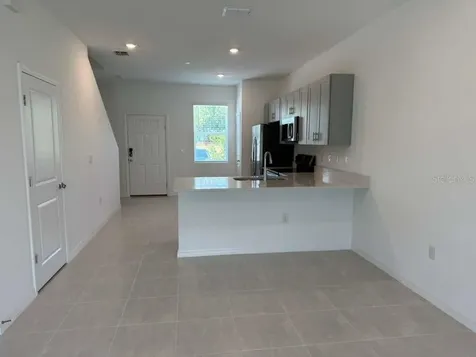 2848 Skyline Loop Kissimmee FL 34758