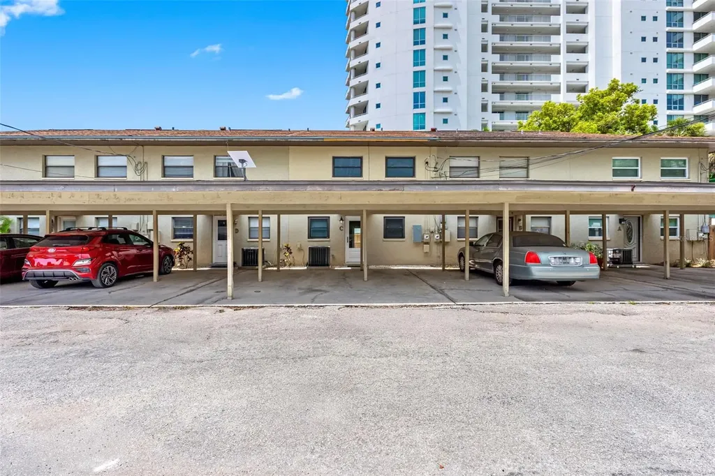 3420 S Carter Street Tampa FL 33629
