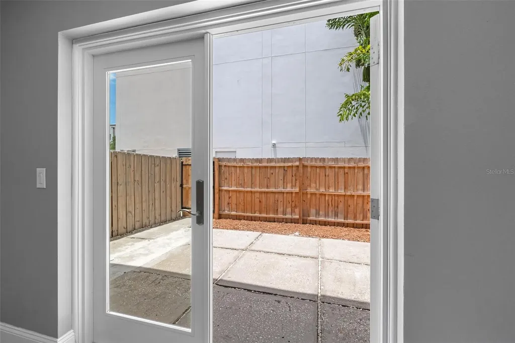 3420 S Carter Street Tampa FL 33629