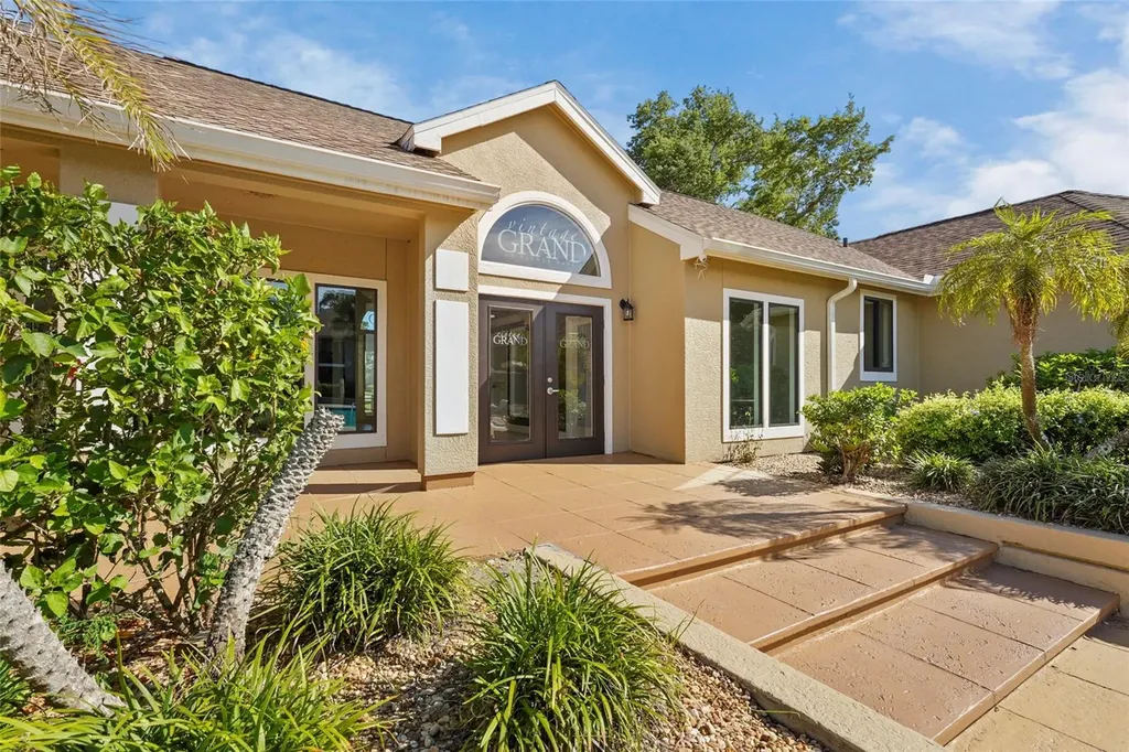 4057 Crockers Lake Boulevard Sarasota FL 34238