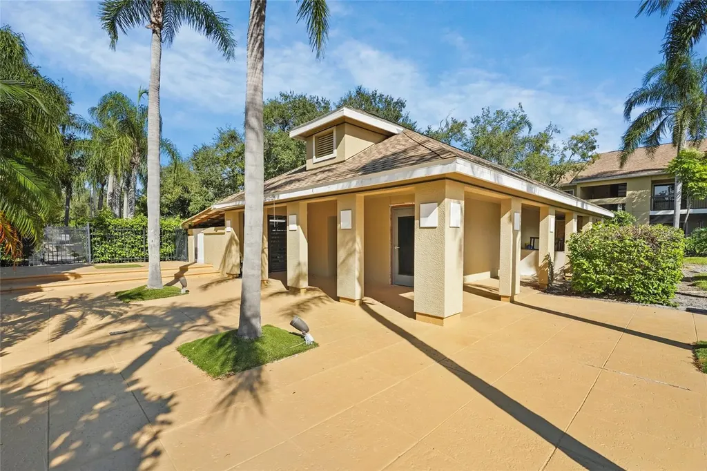 4057 Crockers Lake Boulevard Sarasota FL 34238