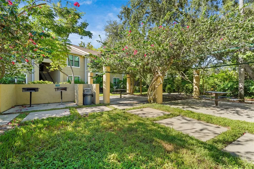 4057 Crockers Lake Boulevard Sarasota FL 34238