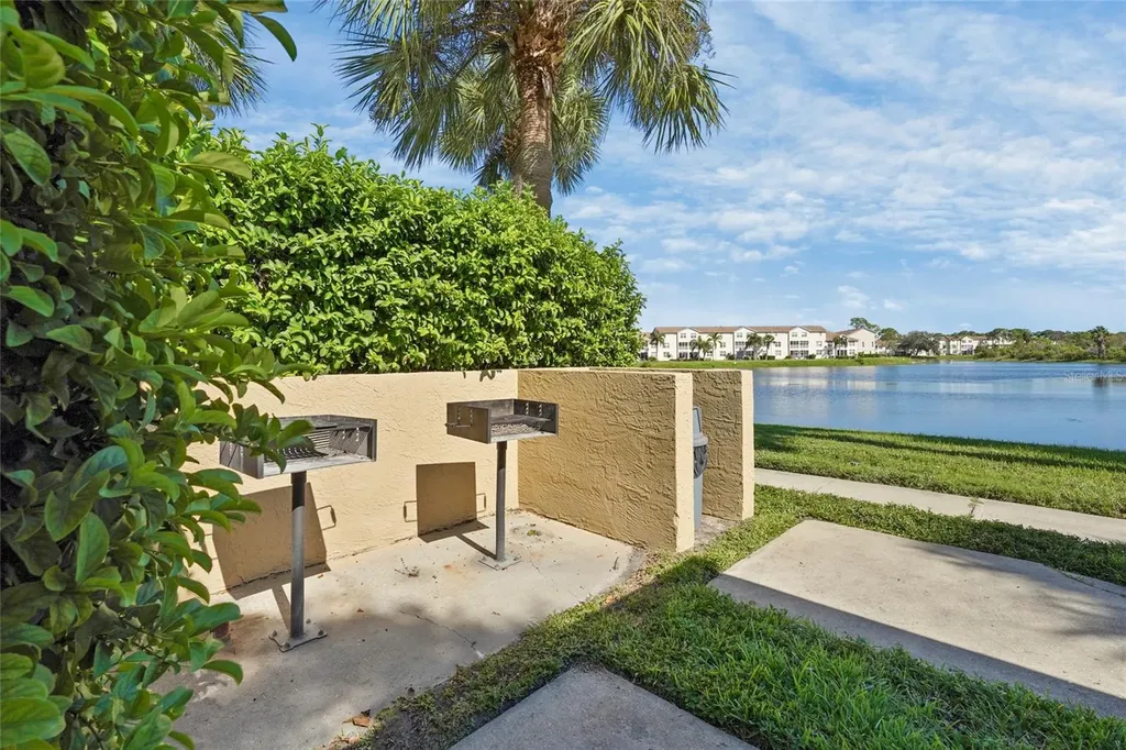 4057 Crockers Lake Boulevard Sarasota FL 34238