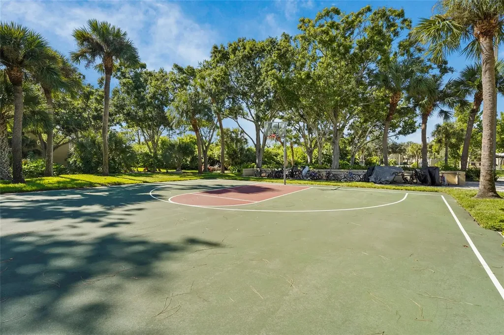 4057 Crockers Lake Boulevard Sarasota FL 34238