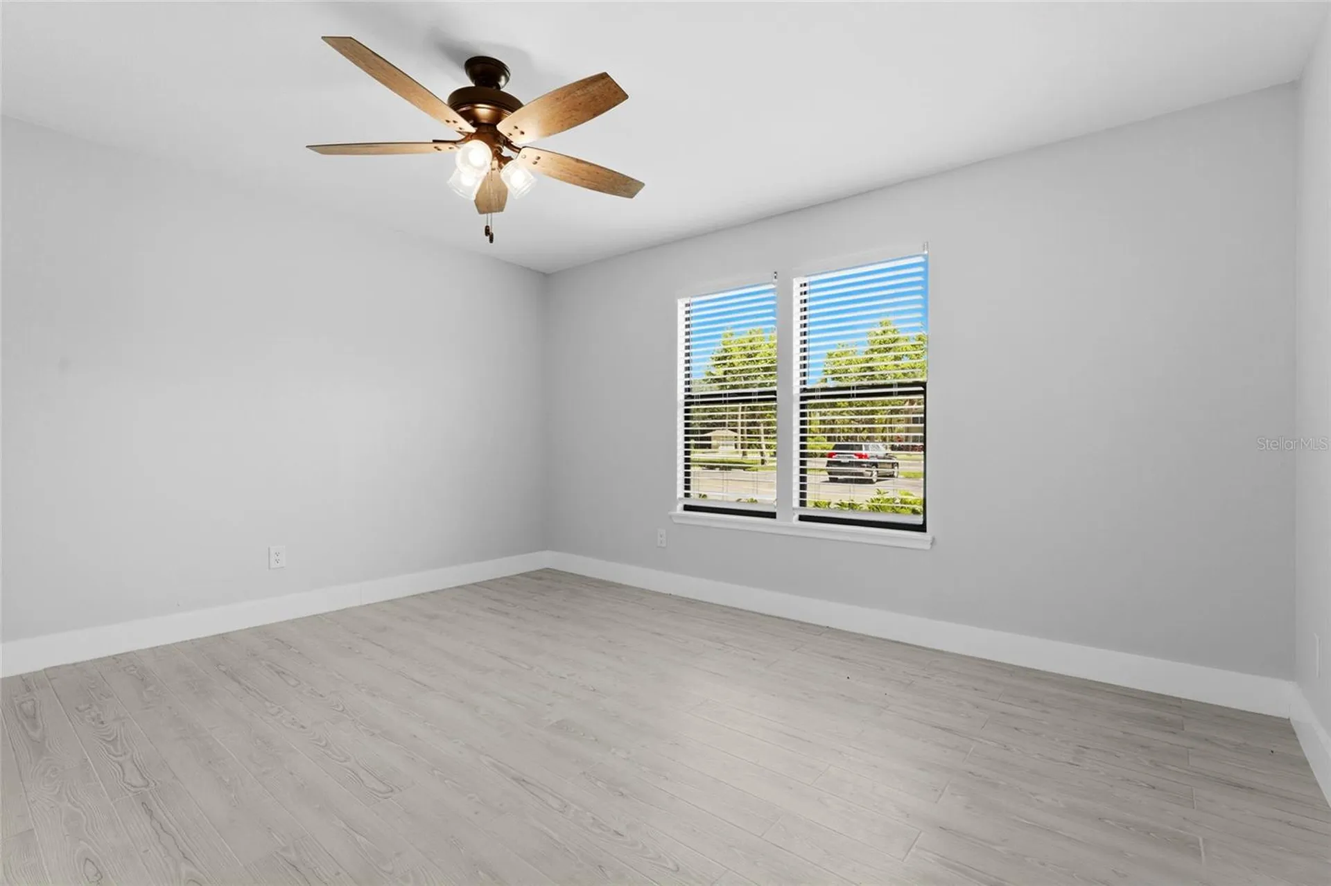 4057 Crockers Lake Boulevard Sarasota FL 34238