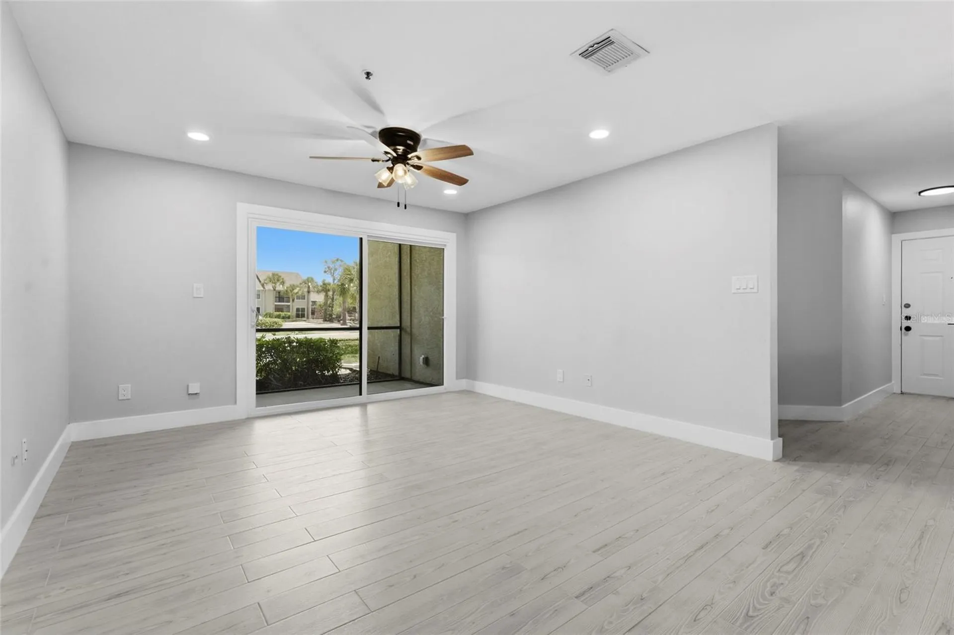 4057 Crockers Lake Boulevard Sarasota FL 34238