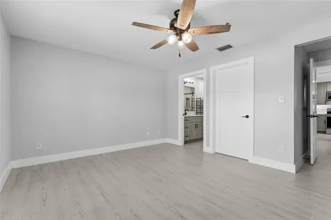 4057 Crockers Lake Boulevard Sarasota FL 34238