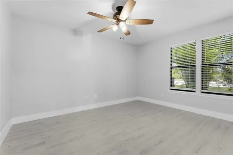 4057 Crockers Lake Boulevard Sarasota FL 34238