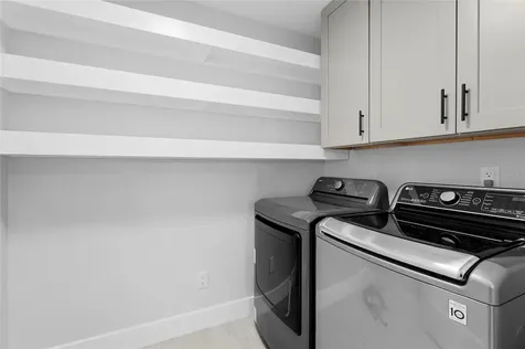 4057 Crockers Lake Boulevard Sarasota FL 34238