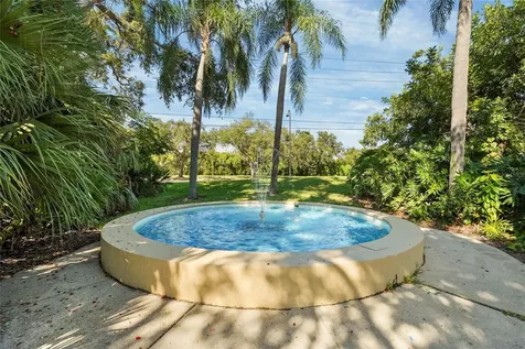 4057 Crockers Lake Boulevard Sarasota FL 34238