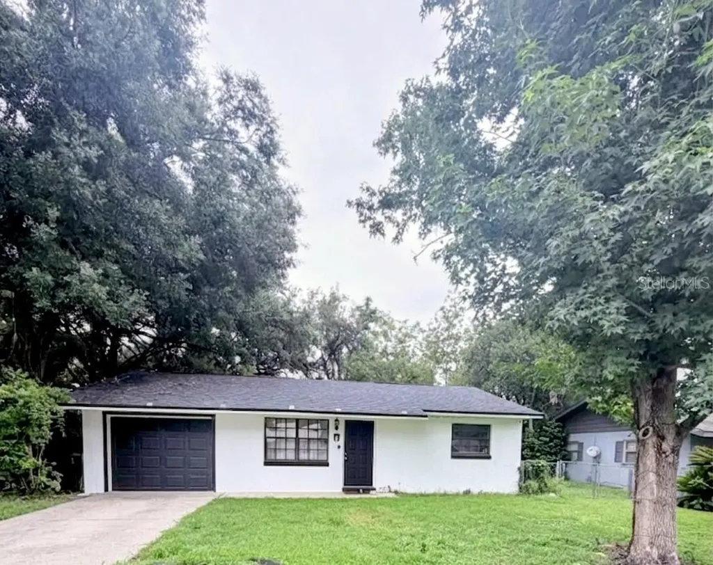 7281 SE 120th Street Belleview FL 34420