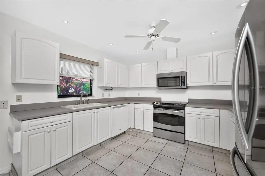 11215 SW Courtney Drive Lake Suzy FL 34269
