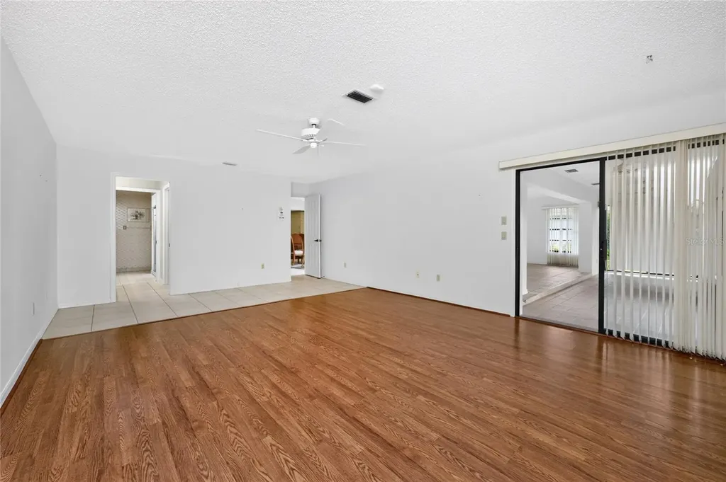 11215 SW Courtney Drive Lake Suzy FL 34269