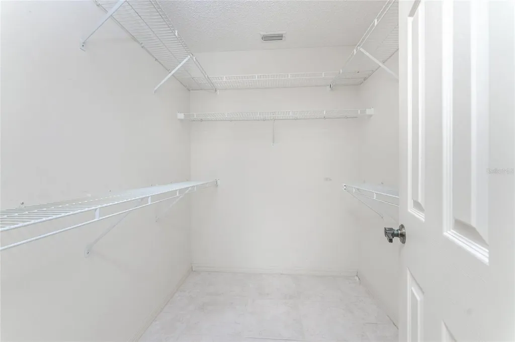 11215 SW Courtney Drive Lake Suzy FL 34269