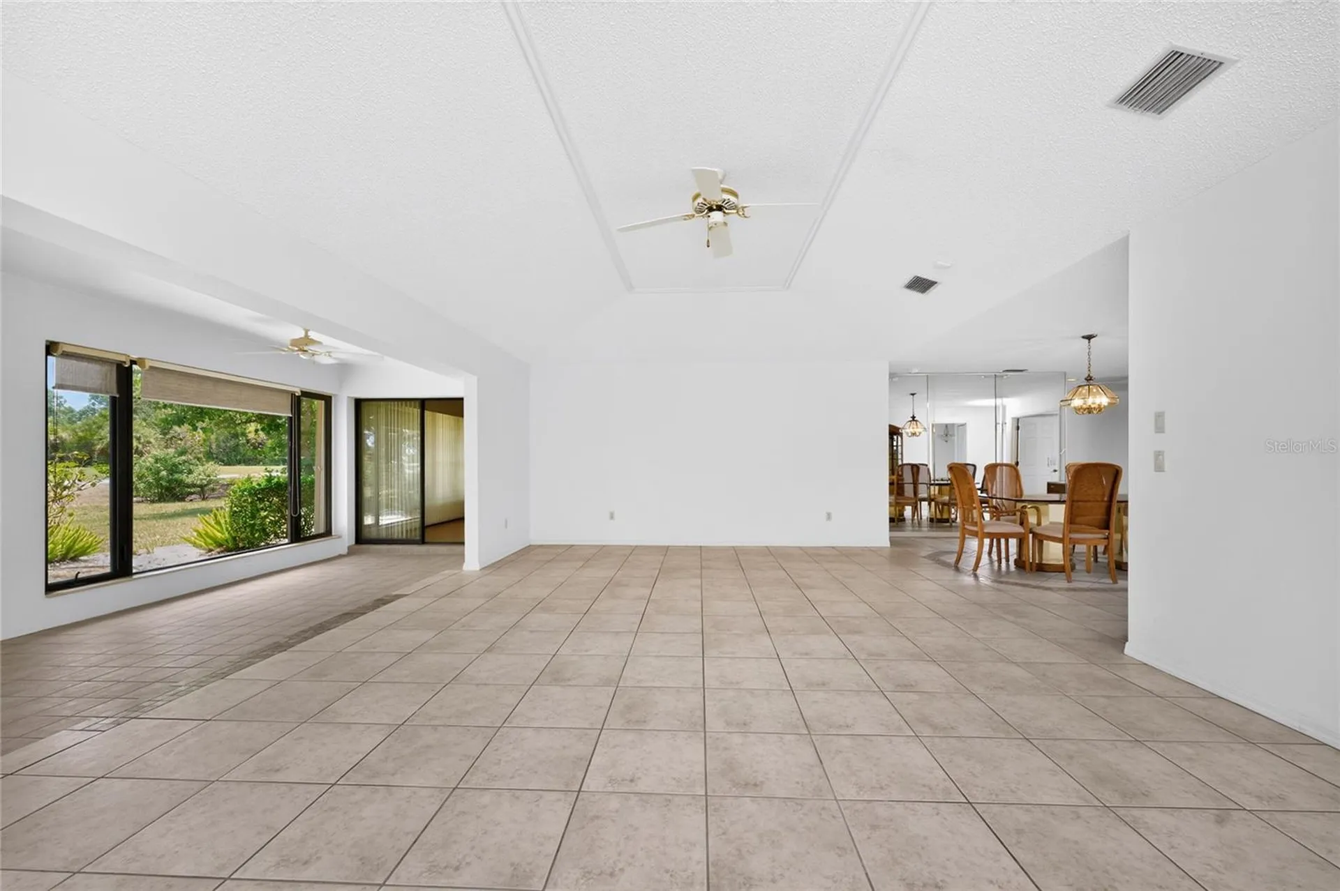 11215 SW Courtney Drive Lake Suzy FL 34269