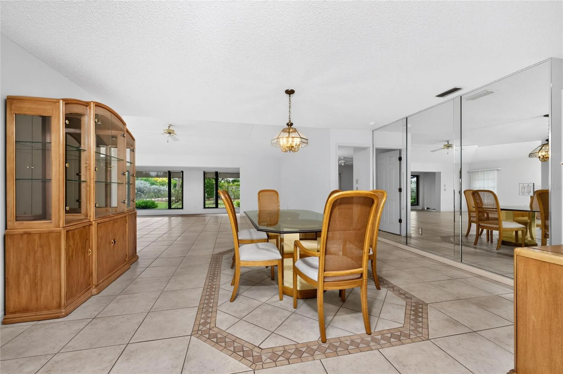 11215 SW Courtney Drive Lake Suzy FL 34269