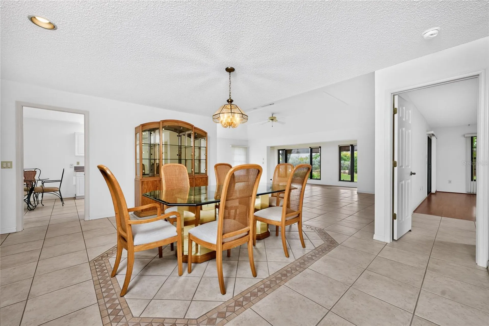 11215 SW Courtney Drive Lake Suzy FL 34269