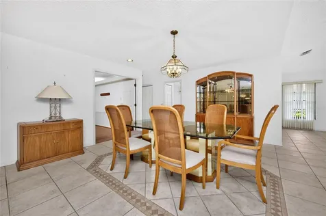 11215 SW Courtney Drive Lake Suzy FL 34269