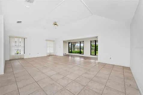 11215 SW Courtney Drive Lake Suzy FL 34269