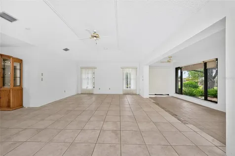 11215 SW Courtney Drive Lake Suzy FL 34269