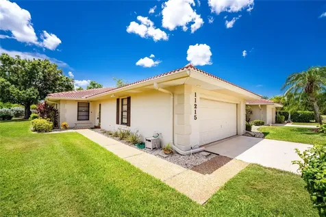11215 SW Courtney Drive Lake Suzy FL 34269