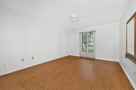 11215 SW Courtney Drive Lake Suzy FL 34269