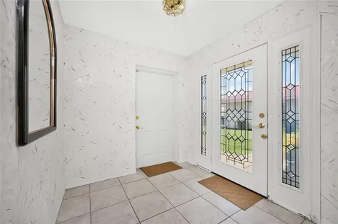 11215 SW Courtney Drive Lake Suzy FL 34269