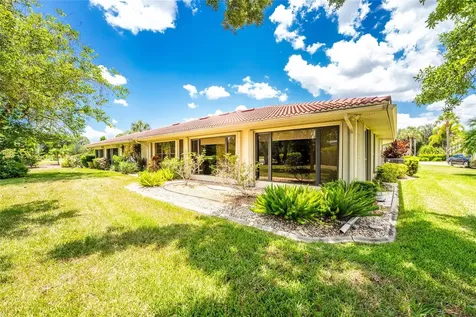 11215 SW Courtney Drive Lake Suzy FL 34269