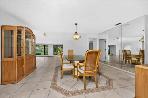 11215 SW Courtney Drive Lake Suzy FL 34269