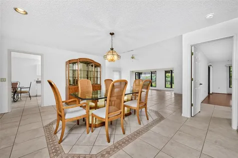 11215 SW Courtney Drive Lake Suzy FL 34269