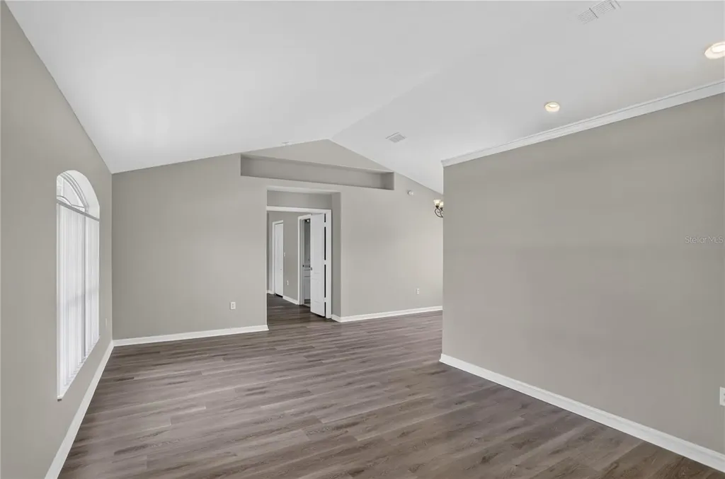 308 Clermont Drive Kissimmee FL 34759