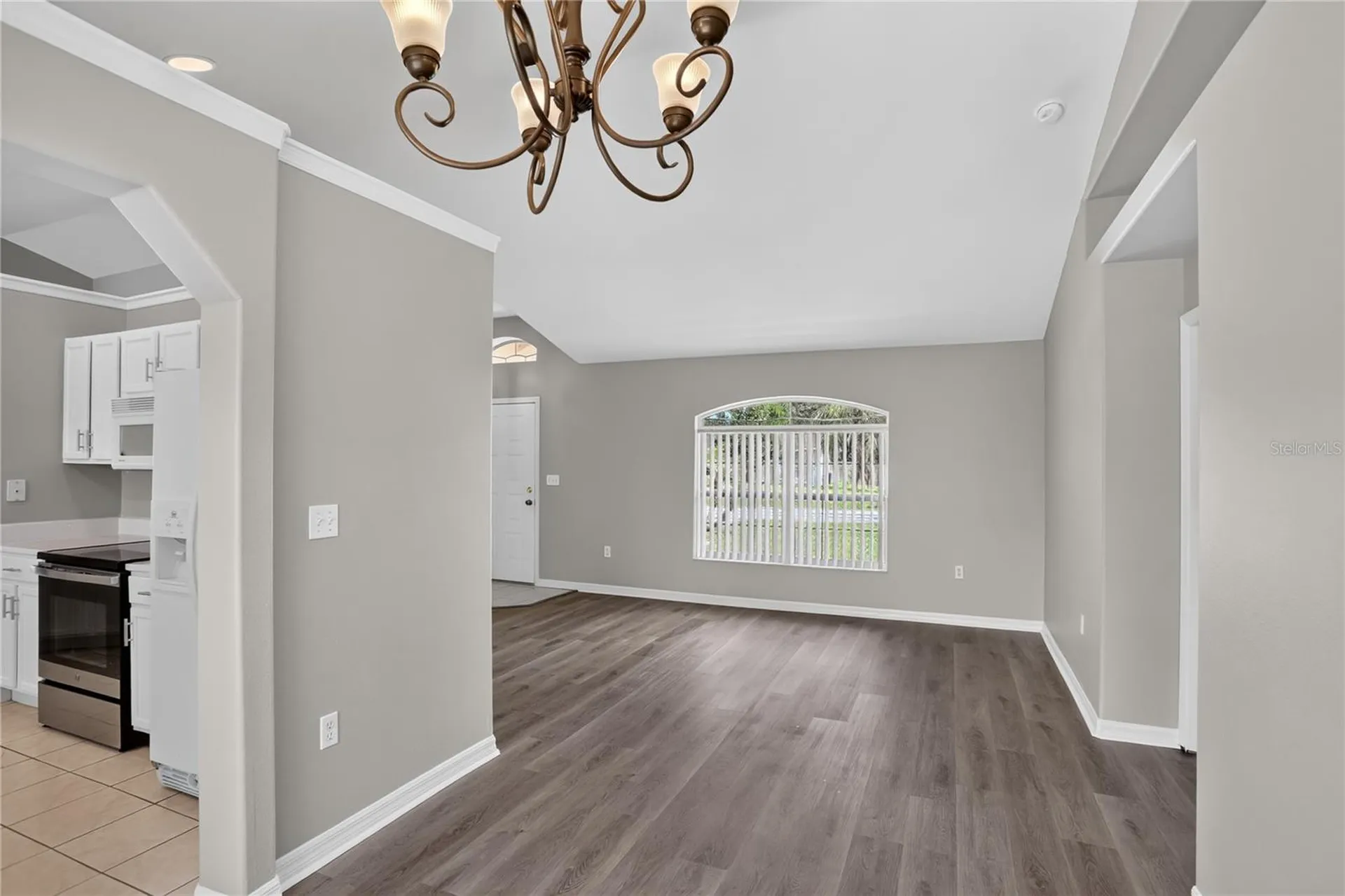 308 Clermont Drive Kissimmee FL 34759