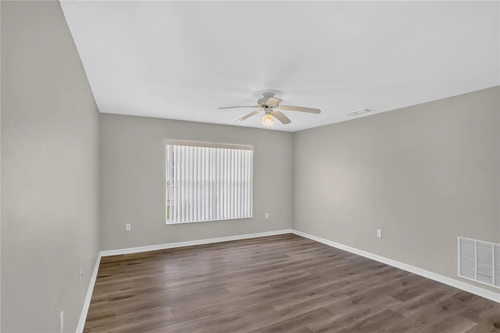 308 Clermont Drive Kissimmee FL 34759