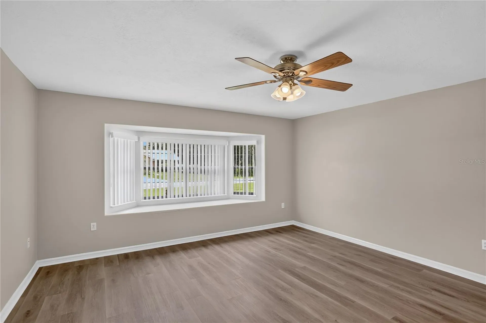 308 Clermont Drive Kissimmee FL 34759